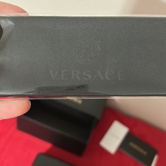 VERSACE 56mm sunglasses - Picture 8 of 8